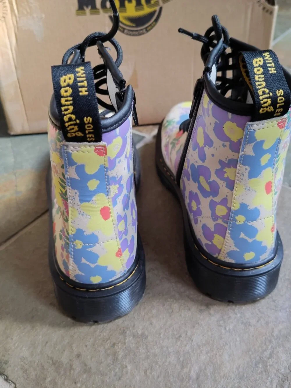 Dr. Martens Floral Boots 36 EUR